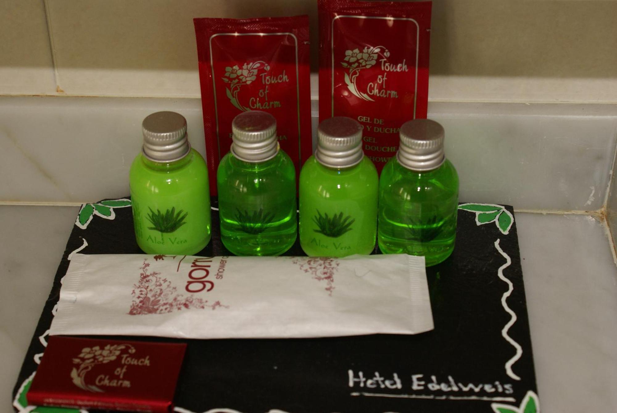 Hotel Edelweiss Arties Bagian luar foto