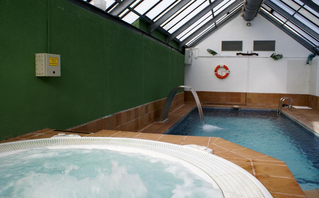 Hotel Edelweiss Arties Bagian luar foto